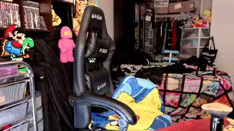 glaceon9 online show from June 21, 10:49 am