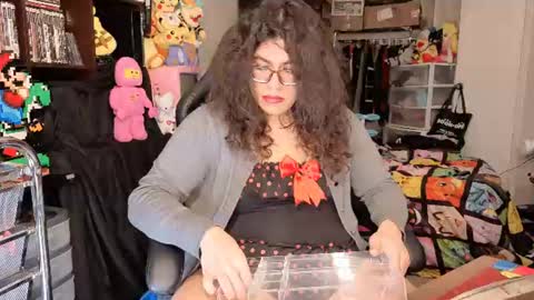glaceon9 online show from June 26, 4:49 am