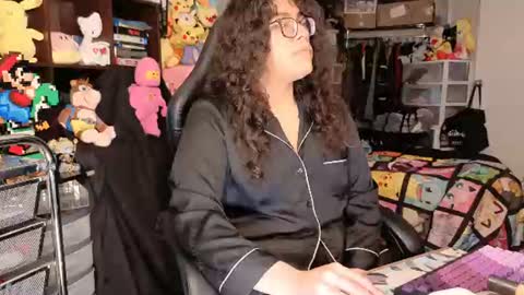 glaceon9 online show from July 3, 8:38 am