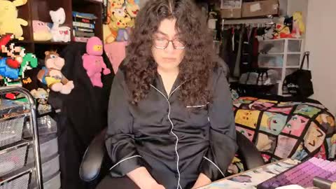 glaceon9 online show from July 3, 9:44 am