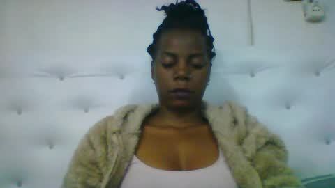 gladie46 online show from August 11, 2:46 am