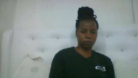 gladie46 online show from August 15, 7:56 am