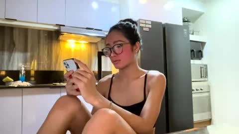 gleiahong online show from July 25, 6:17 am