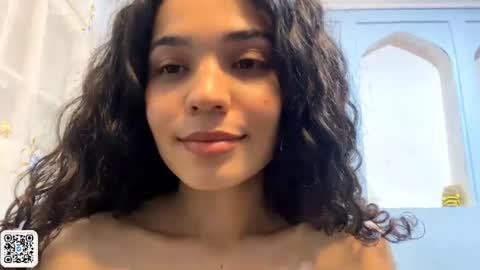 Elly online show from August 13, 7:11 am