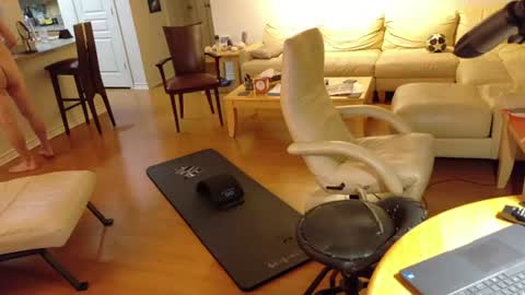 glennbitch online show from July 16, 4:02 am