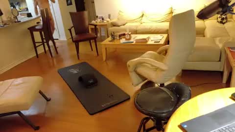 glennbitch online show from July 25, 12:20 pm