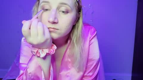 Glitch online show from May 23, 12:35 am