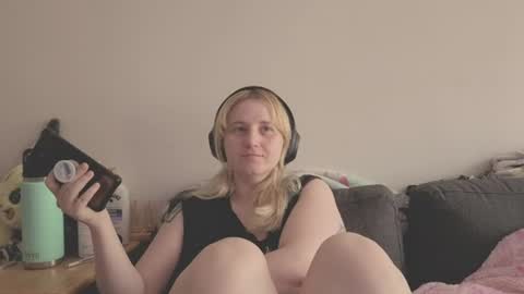 Glitch online show from July 16, 1:34 pm