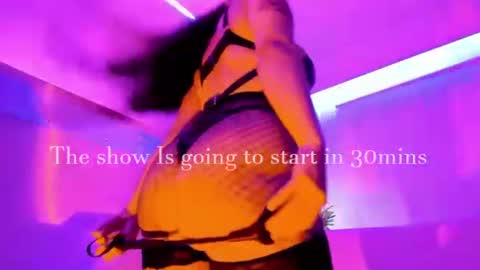Your fav Dolly online show from July 9, 8:47 pm
