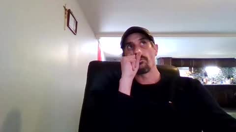 gmang4242 online show from March 6, 6:48 pm