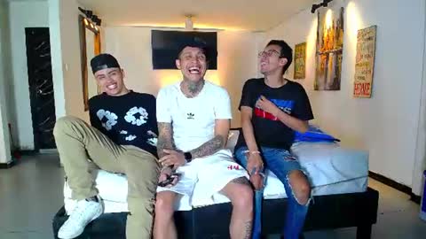 THOMAS AND DAMIAND online show from July 27, 12:10 pm