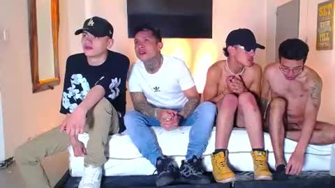 THOMAS AND DAMIAND online show from July 27, 5:51 pm