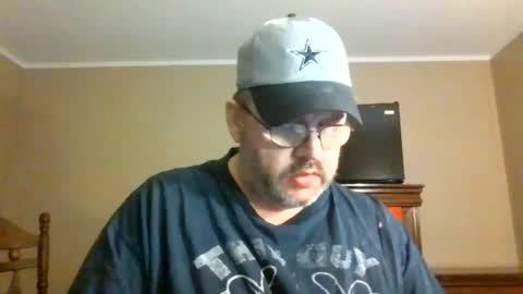 IDKIDCIDGAF online show from August 9, 2:01 am