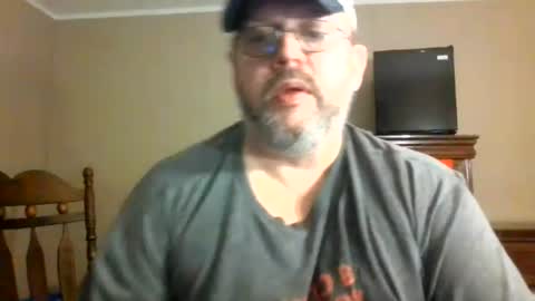 IDKIDCIDGAF online show from August 12, 2:03 am