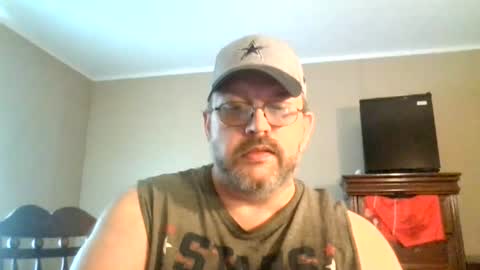 IDKIDCIDGAF online show from August 13, 4:54 pm