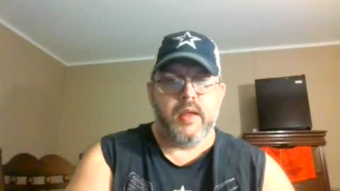 IDKIDCIDGAF online show from August 14, 11:52 pm