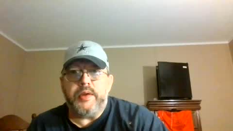 IDKIDCIDGAF online show from August 15, 9:57 am