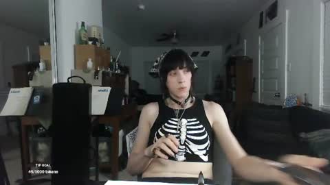 GoblinGirl online show from June 17, 6:23 am