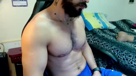 god_hunkules online show from August 12, 9:17 pm