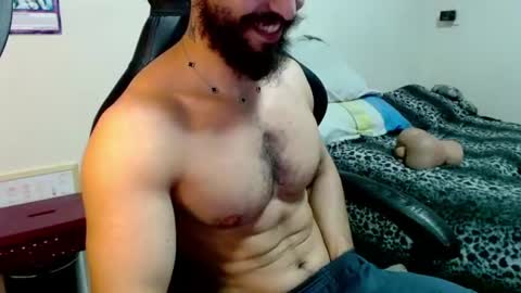 god_hunkules online show from August 15, 2:04 am
