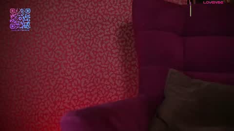 goddess_aphroditte online show from August 3, 8:21 am