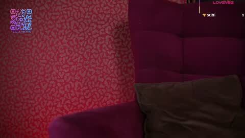 goddess_aphroditte online show from August 3, 9:27 am