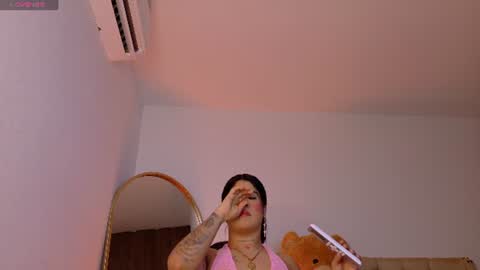 Ariluz online show from August 4, 10:18 pm