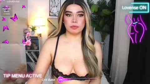 Lyka Fox online show from August 8, 1:05 am