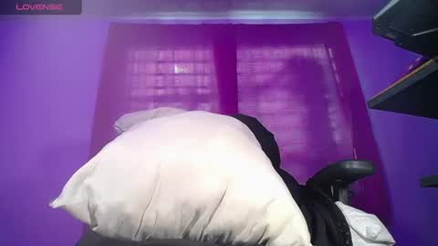 goddess_sexy_ online show from July 22, 8:55 pm
