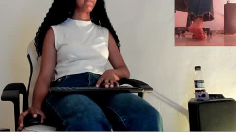 goddess_valen online show from August 16, 6:45 pm