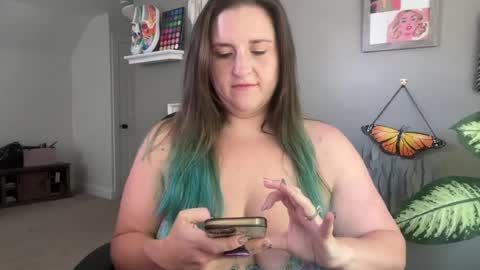 goddessamelia92 online show from August 3, 6:15 pm