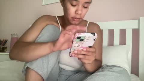 Goddess L online show from August 18, 8:31 am