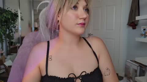 Goddess Emmy online show from August 3, 6:04 pm