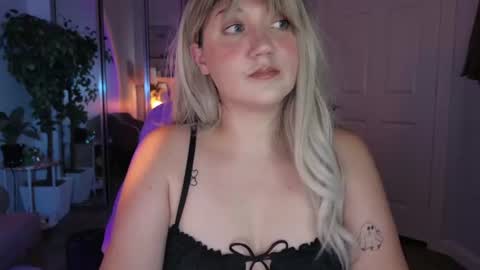 Goddess Emmy online show from August 18, 3:56 am