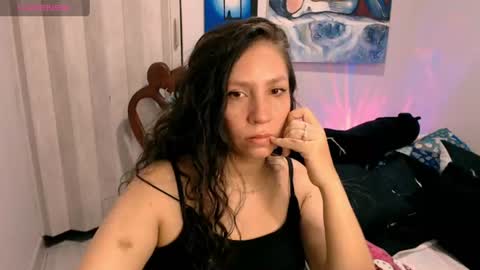 Naih Reyes online show from August 10, 5:20 am