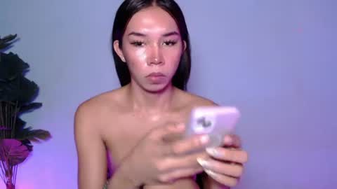 JENNIFER online show from July 15, 3:40 am