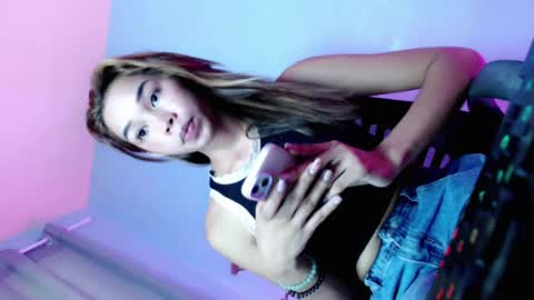 JENNIFER online show from August 14, 4:05 am