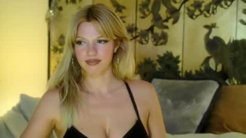 Goddess Sherry online show from July 25, 2:15 am