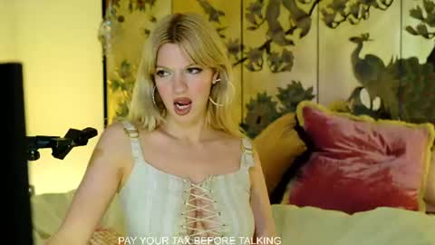 Goddess Sherry online show from August 1, 4:18 am
