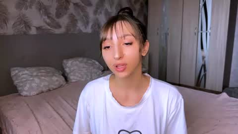 goddesssooul online show from July 31, 9:15 am
