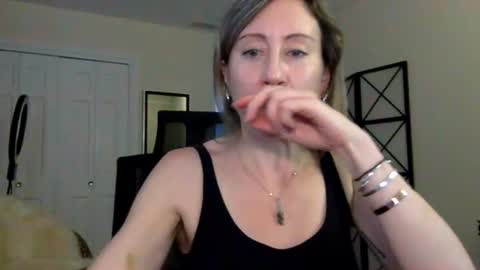 goddesstkelly online show from August 14, 3:59 pm