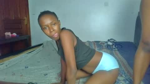 godess_lunah online show from August 13, 11:52 pm