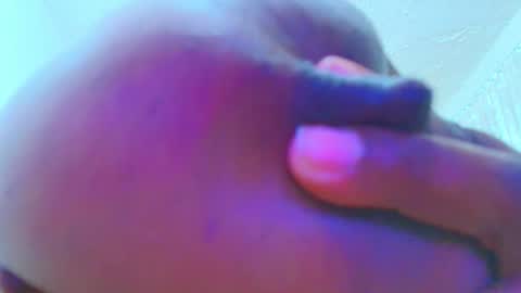 Godess Tracy online show from July 24, 12:30 pm