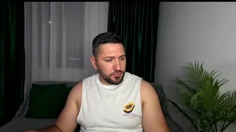 gold_alpha_boy online show from June 26, 6:55 pm