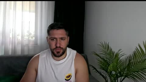 gold_alpha_boy online show from June 29, 1:14 pm