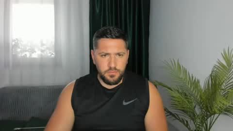 gold_alpha_boy online show from July 15, 5:14 pm