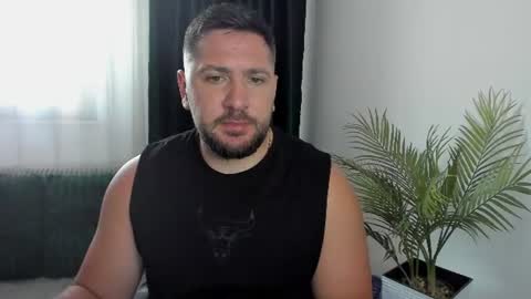 gold_alpha_boy online show from July 19, 5:09 am