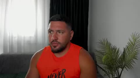 gold_alpha_boy online show from August 6, 7:18 am