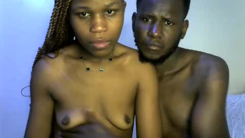 Lover birds online show from August 5, 10:41 pm
