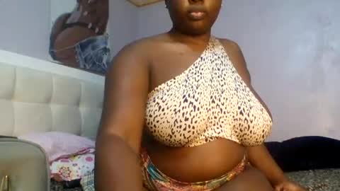 Bella online show from July 27, 2:11 pm